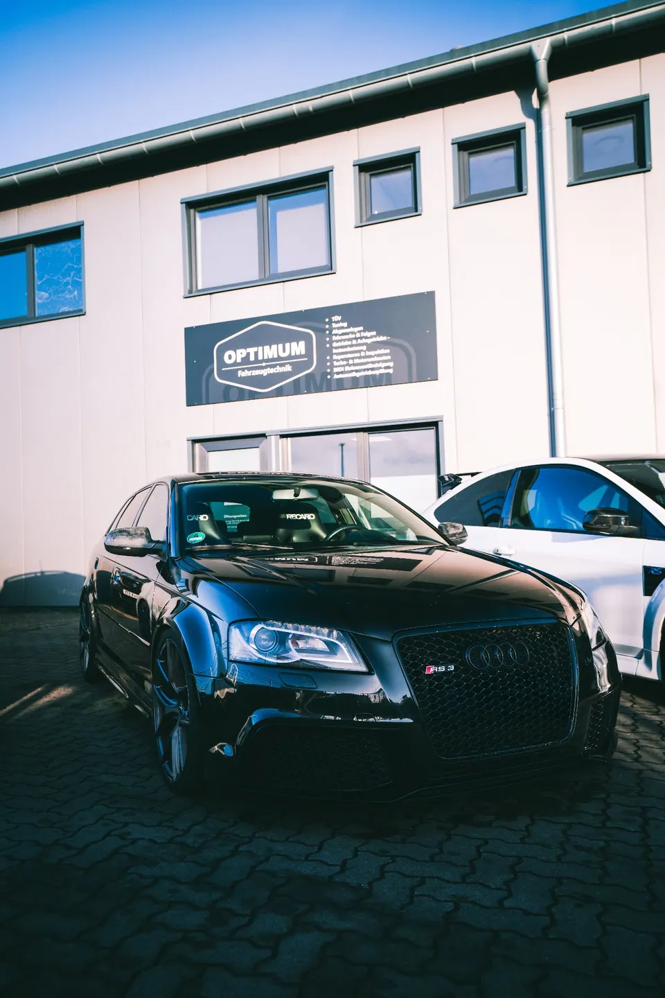 Facility mit Autos